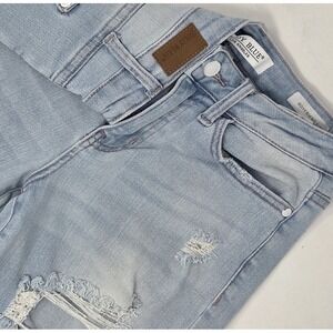 Judy Blue Jeans Boyfriend Fit 1/25 Light Wash 26" Mid Rise JB88333 LT Distressed